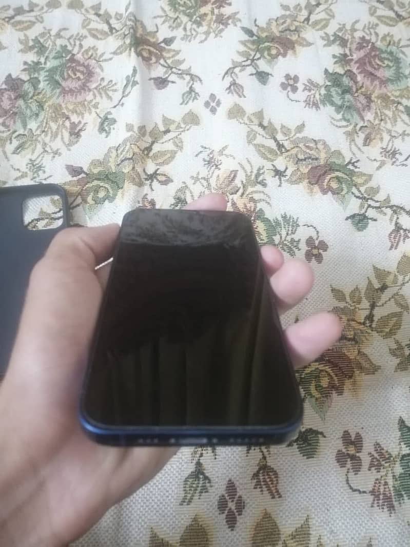 Iphone 12 3