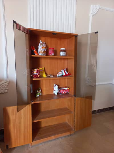 Cupboard with Shelves