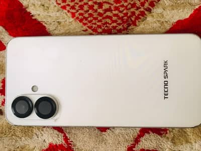 Tecno Spark Go 2 WhatsApp number 03193441424