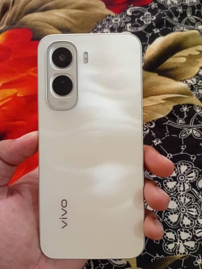 vivo y500