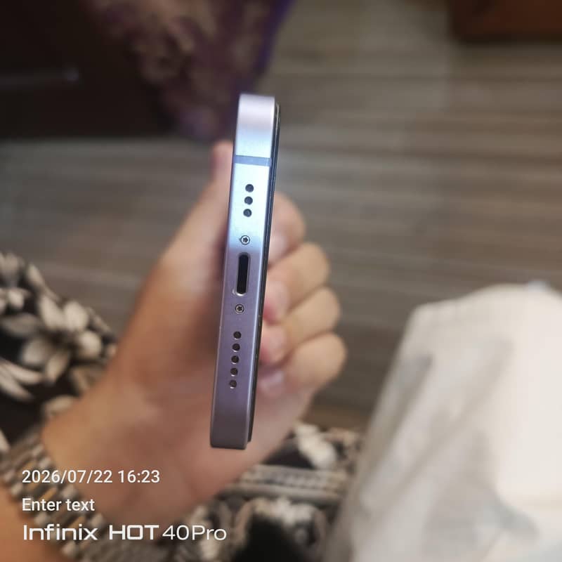 Apple iPhone 12 5
