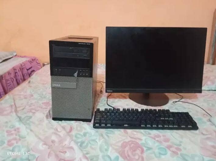 Dell OptiPlex Desktop Computer 1