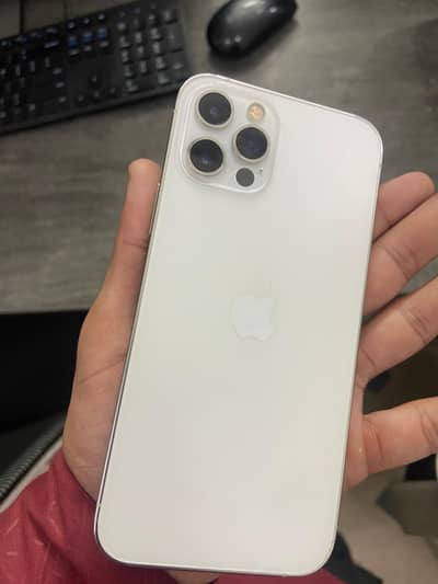 Apple iPhone 12 Pro jv