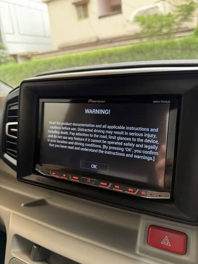 Pioneer AVH-x8750BT Head Unit