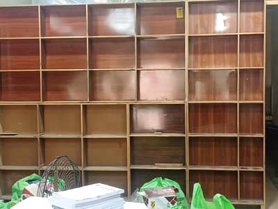10/8 1 almari for sale