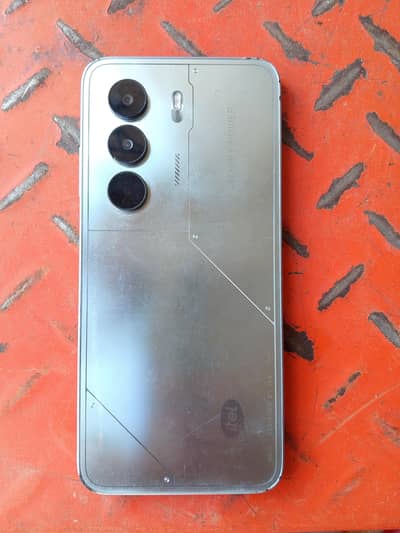 Itel P70