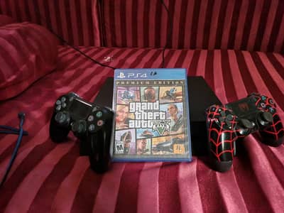 ps4 with two controller new one cd only serious buyers can contact