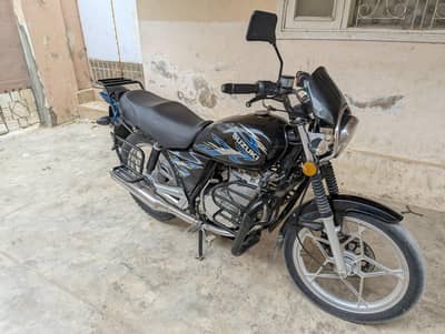 Suzuki 150 GS-SE