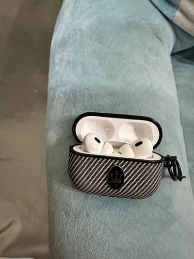 AirPods Pro 2 (USB-C) – 100% Battery Health – Excellent Condition
