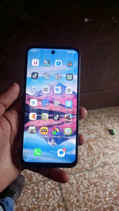 Tecno Spark Go 1
