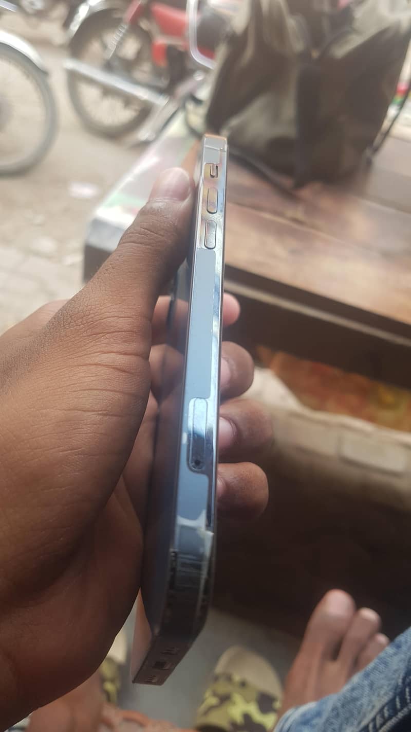 iphone 12pro 5