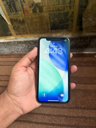 iPhone 11