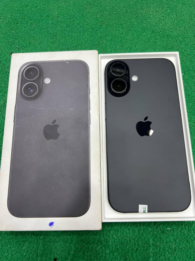 Apple iPhone 16 0
