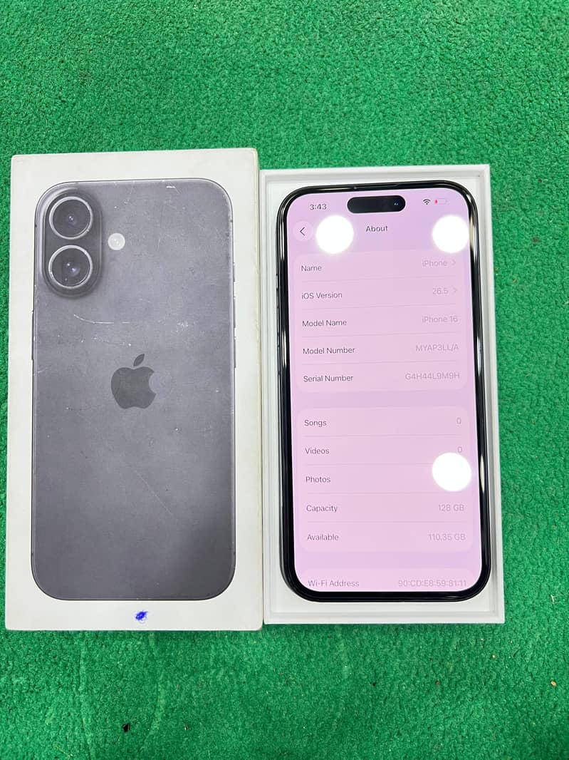 Apple iPhone 16 2