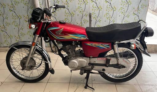 HONDA 125 MODEL 2018 ORIGINAL CONDITION 10/10