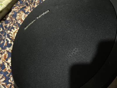 Harman kardon wireless Bluetooth speaker