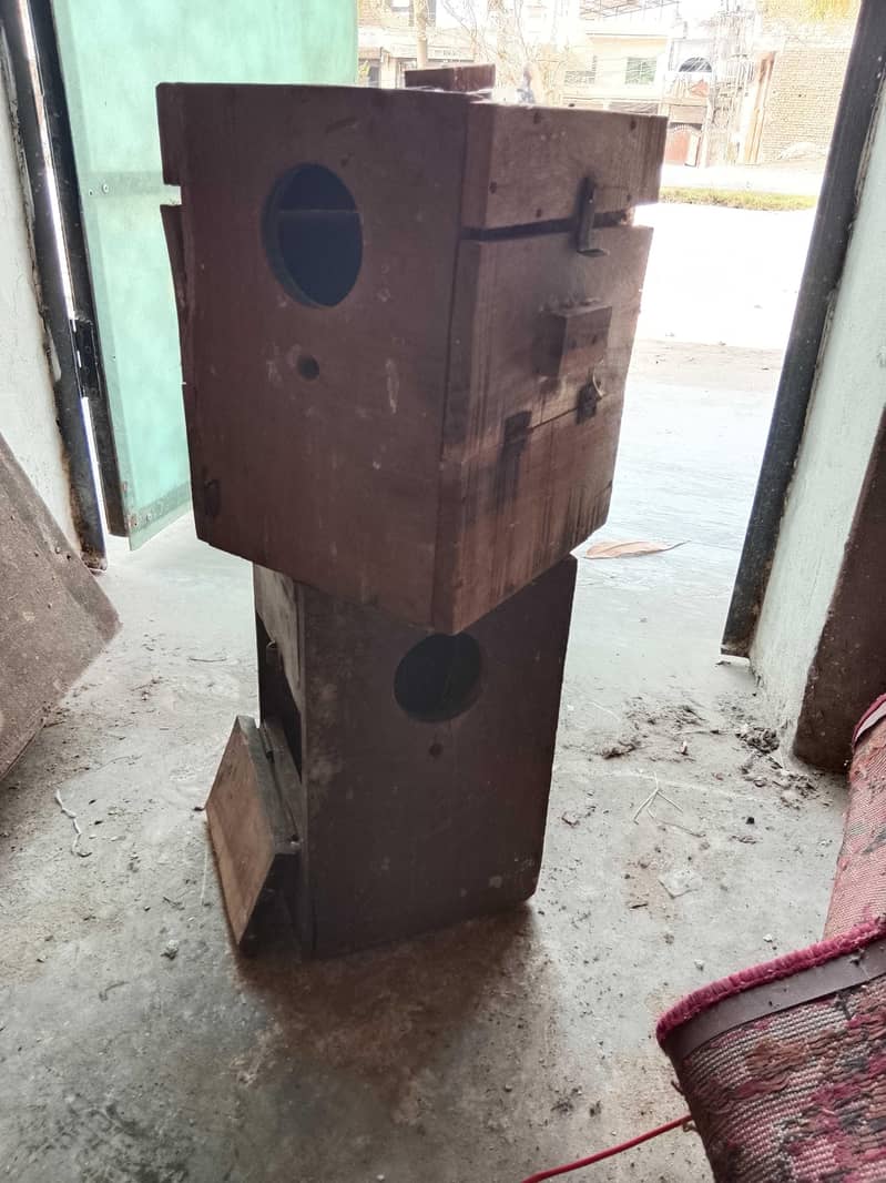breeding box 0