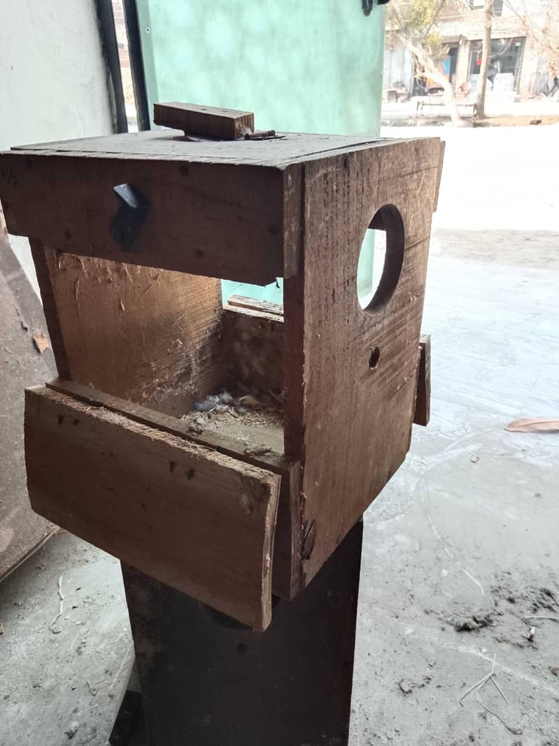 breeding box 2