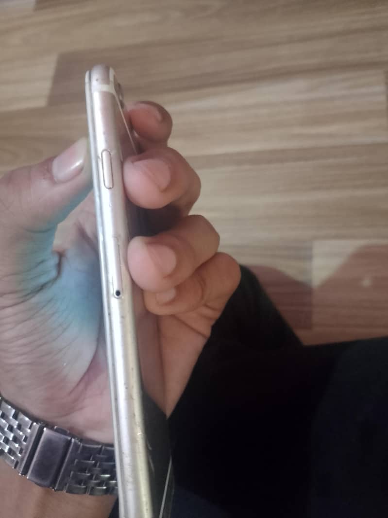 Apple iPhone 6 2