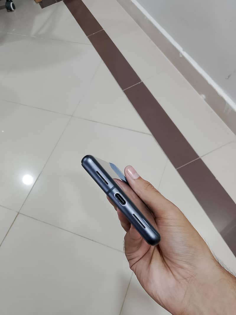 Google Pixel 7 5
