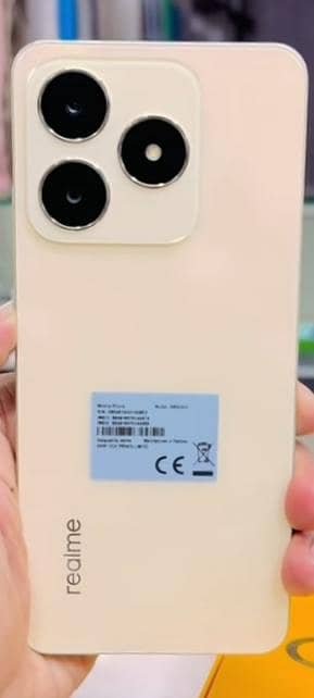 Realme C61