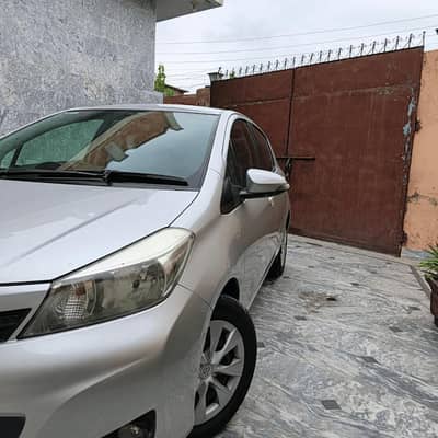Toyota Vitz 2011