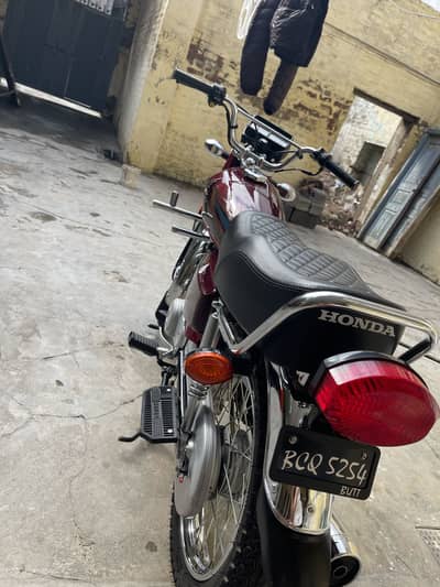 6000 km