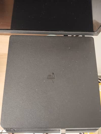 PS4 Slim 500GB – Excellent Condition – No Jailbreak