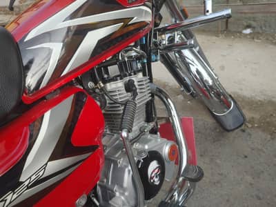 Honda 125 condition 10 by 10