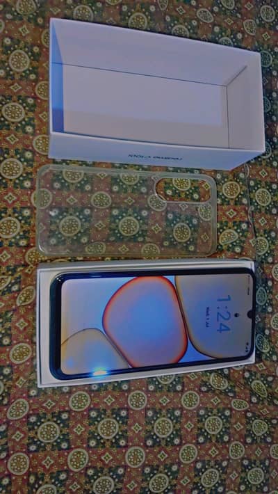 Realme C100i