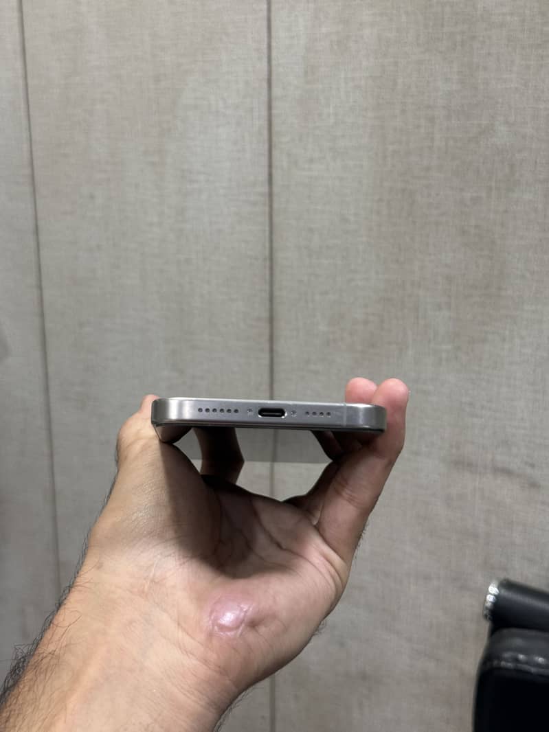Iphone 15 pro max 1