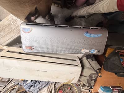 Ac pel inverter  urgent sale