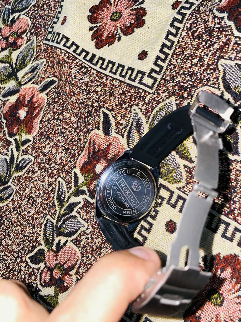 Rotating Bezzle Watch 4