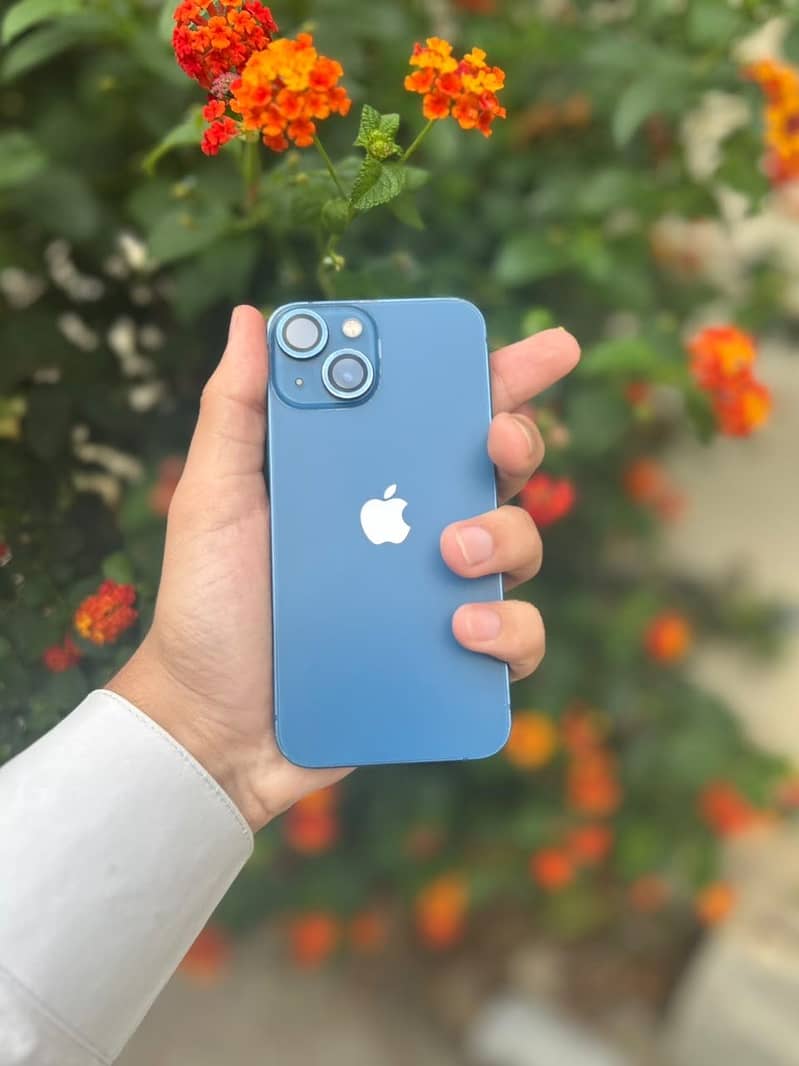 Apple iPhone 13 mini 4