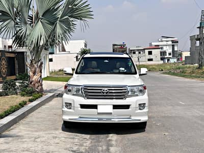 Toyota Land Cruiser ZX 4.6 2013/2017 [ URGENT SALE ]