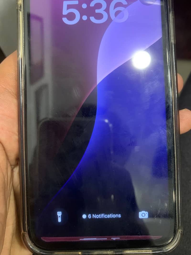 Apple iPhone 11 4