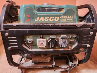 Jasco 1200 W, petrol used