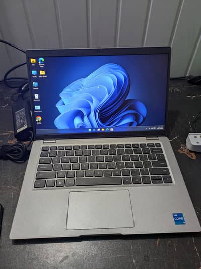 Dell latitude 5420 i5-11th, touch screen