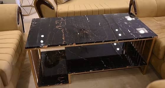 Marble table good condition