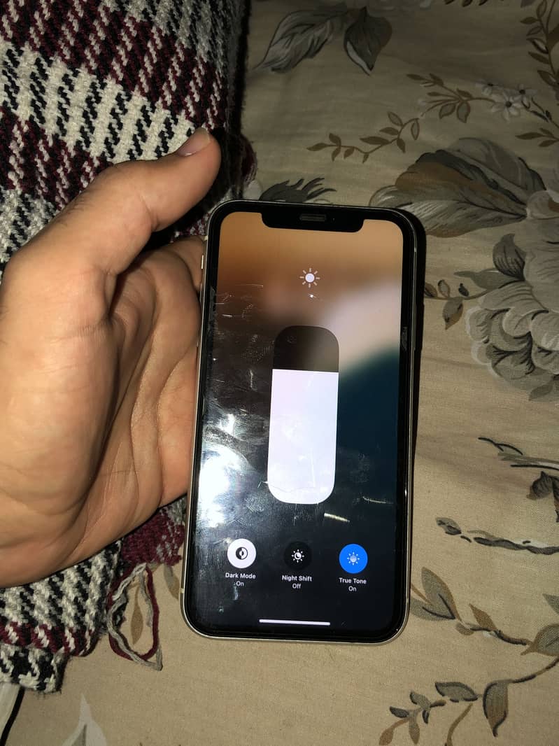 iPhone 11 1