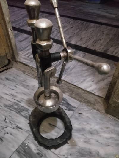 manwl hand juicer machine