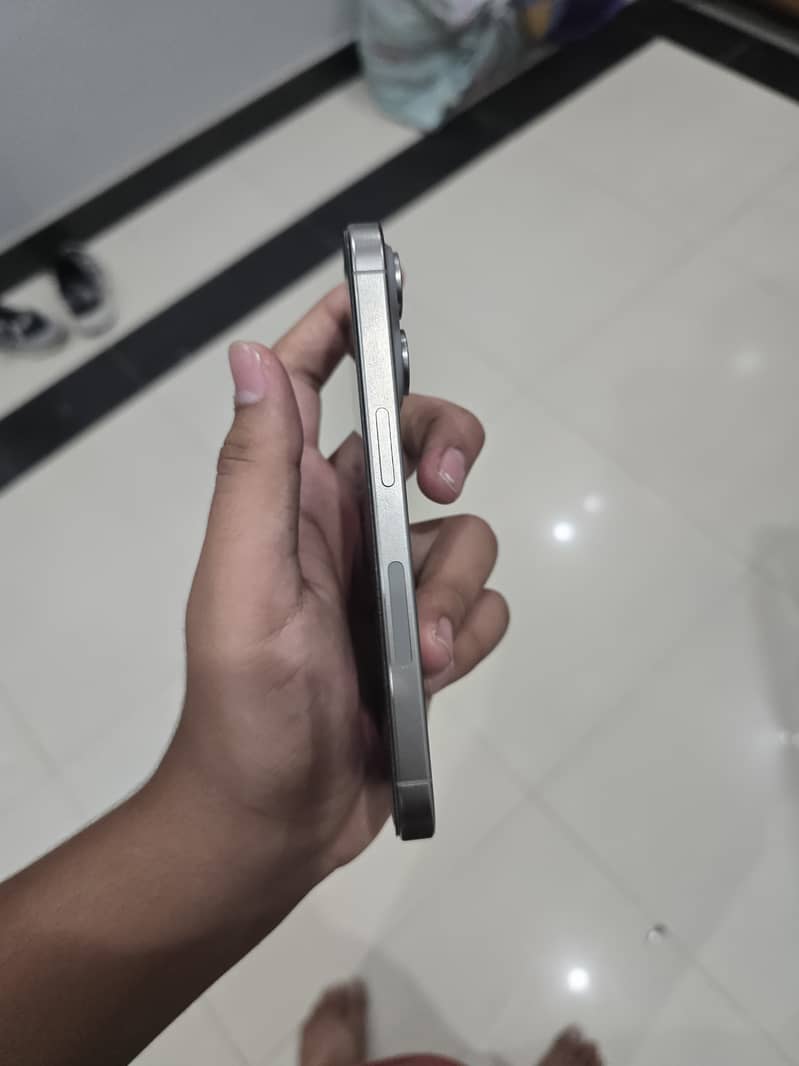 Iphone 15 pro 1