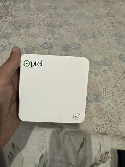 PTCL SMART TV DEVICE FOR SALE