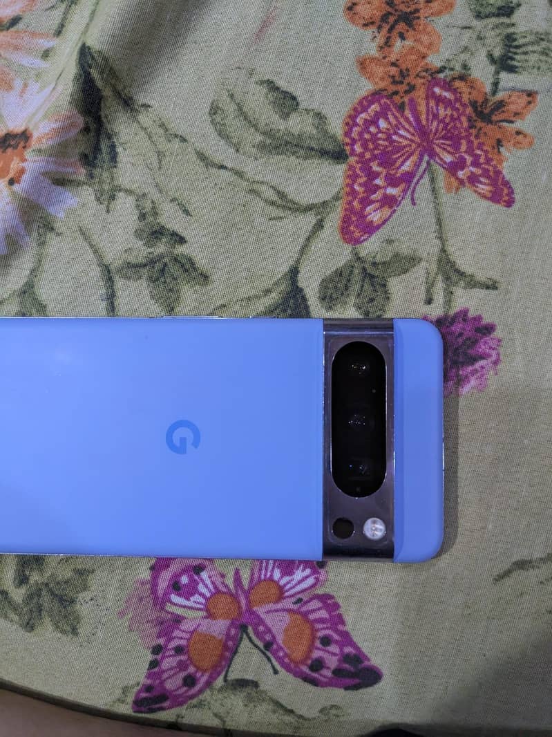Google Pixel 8 Pro 4