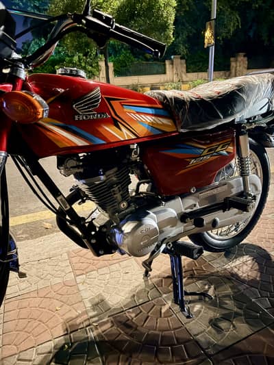 Honda CG 125 Model 2026 400 KM Driven Bike Calls Only Honda Bike 125