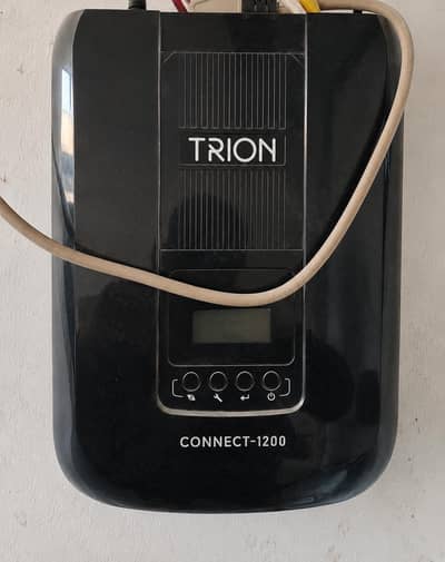 TRION Connect-1200 UPS/Inverter (1000 Watt) – Excellent Condition