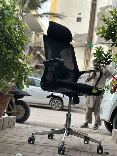 Ergonomic Mesh Office Chair with Headrest | 7 Months Used | Like New