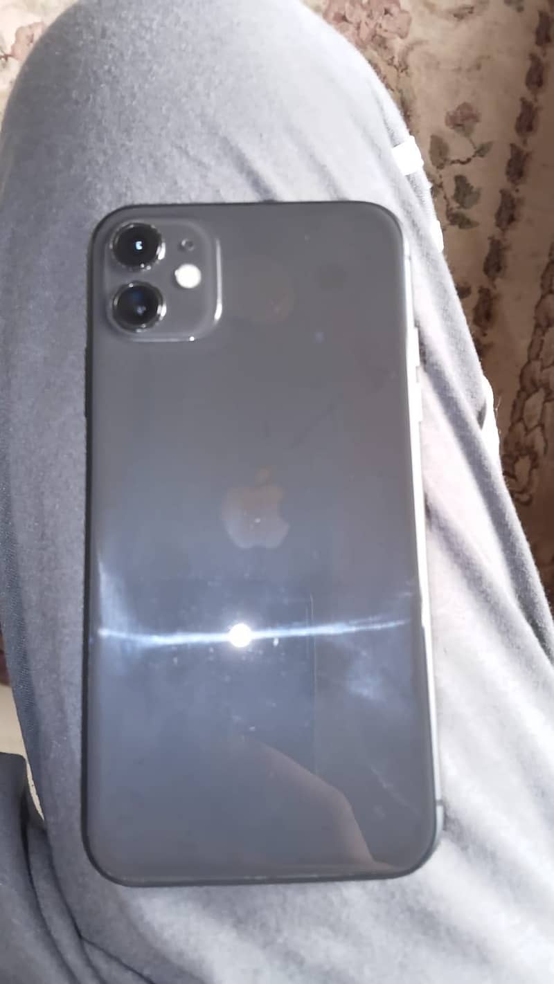 Apple iPhone 11 0
