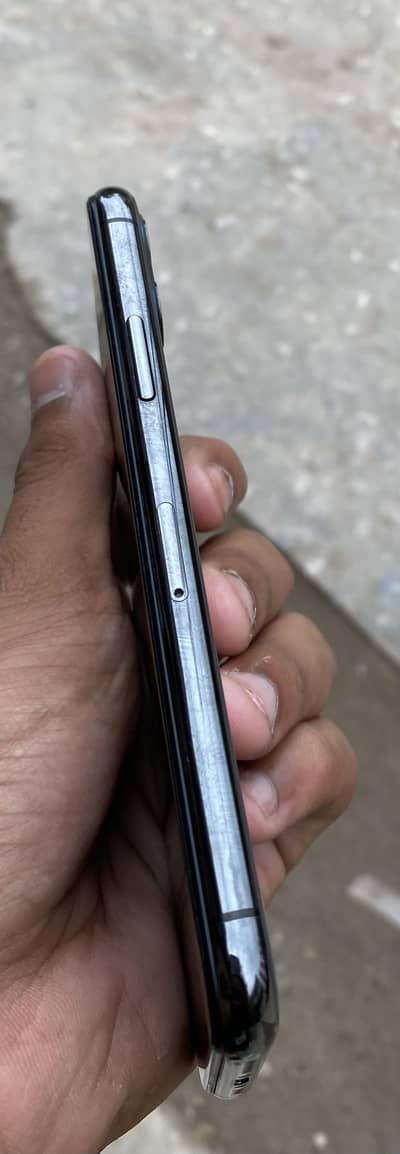 Apple iPhone 11 Pro non pta (jv) phone wtsp 03495397411