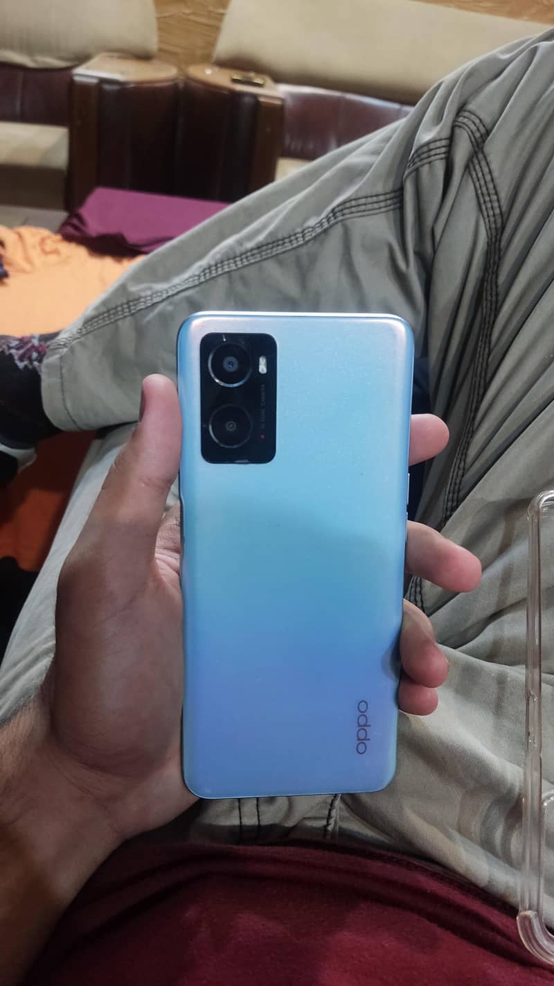 OPPO A76 5